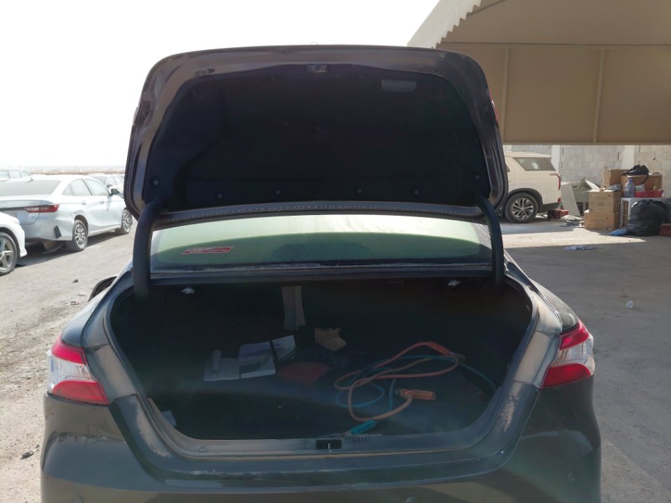 تويوتا كامري GLE 2020 image