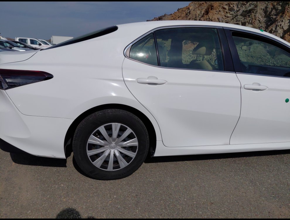 تويوتا كامري LE STD 2024 image