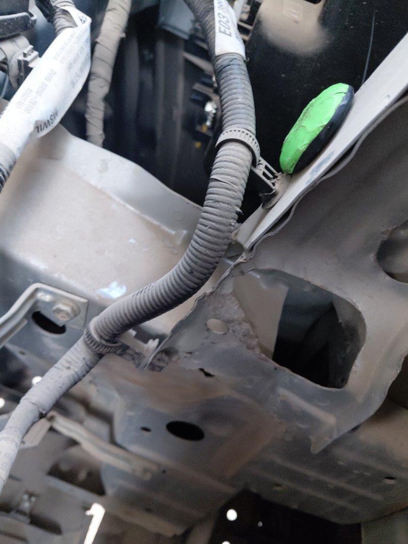 تويوتا اوربان كروز GL  2024 image