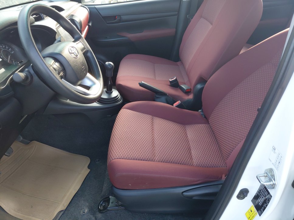 تويوتا هايلكس GL2 2024 image