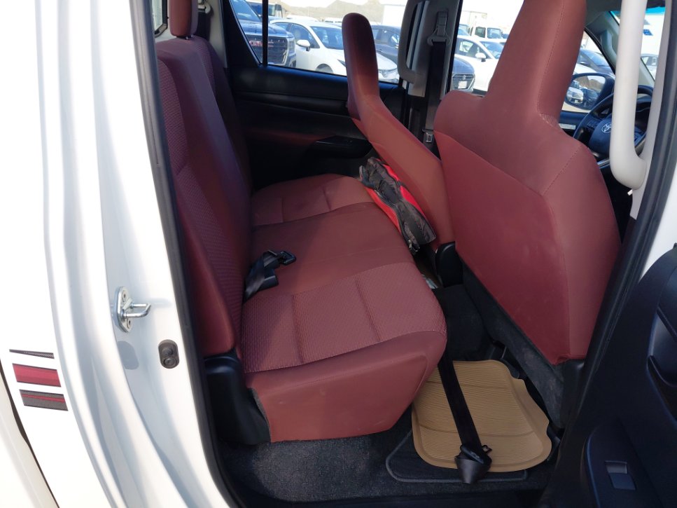 تويوتا هايلكس GL2 2024 image