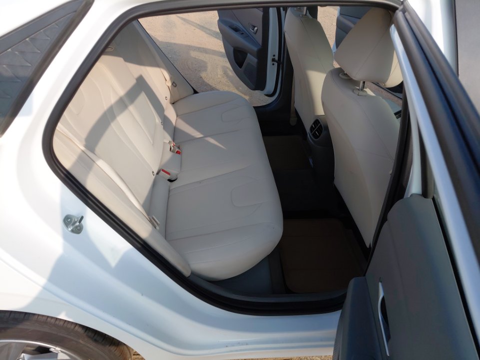 هيونداي إلنترا FLT  2024 image