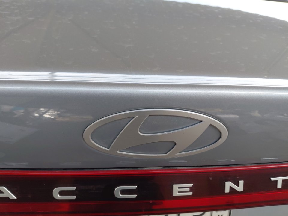 هيونداي أكسنت GL 2024 image