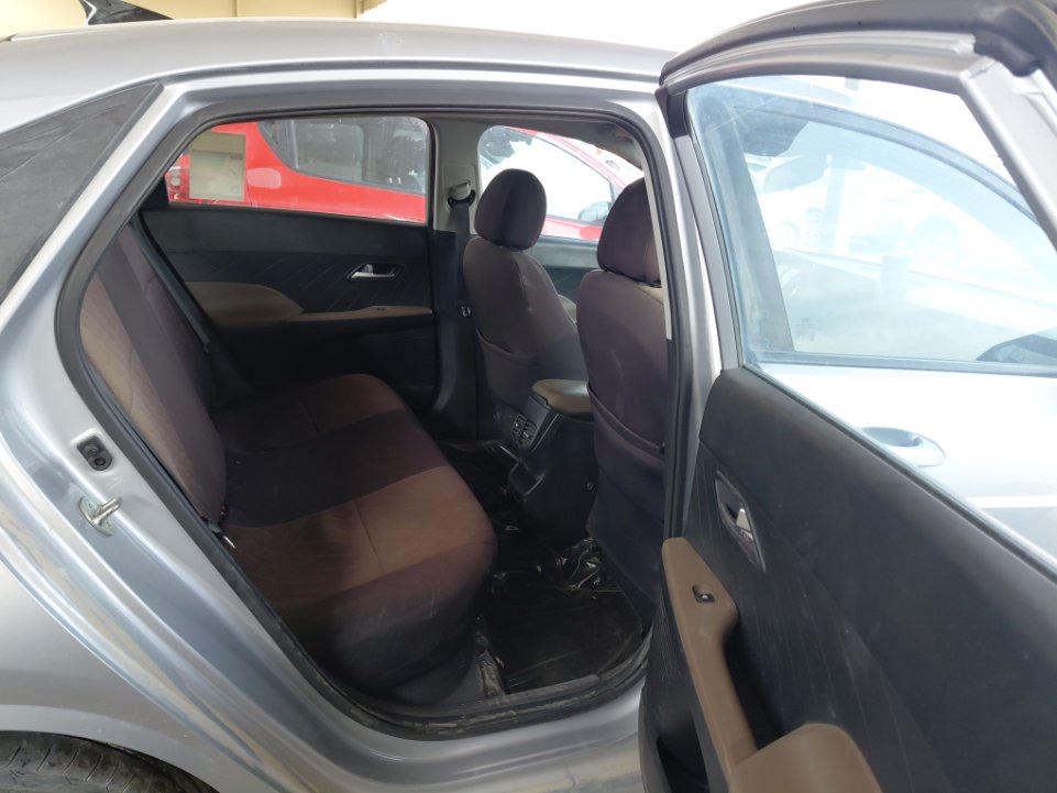 هيونداي أكسنت GL 2024 image