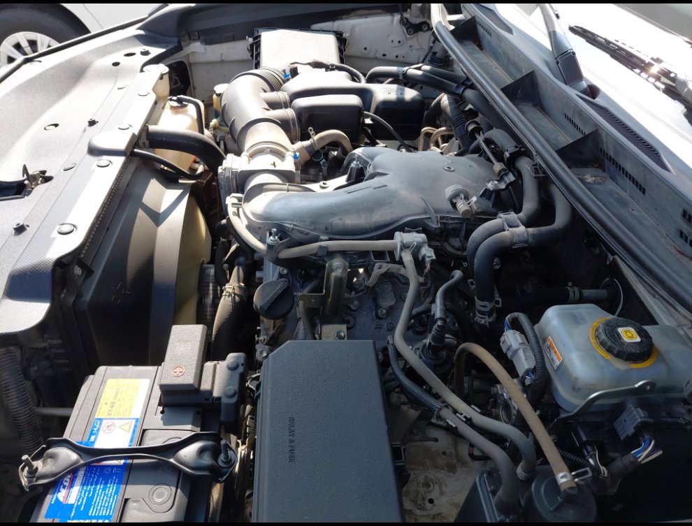 تويوتا لاندكروزر برادو TXL 1 2022 image