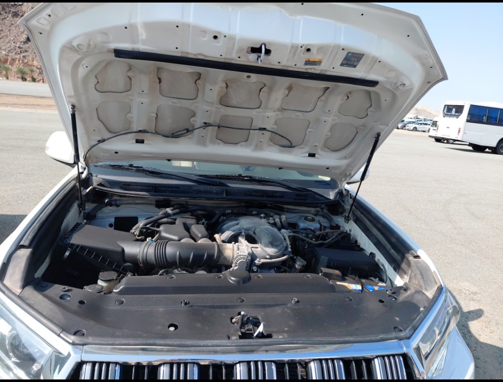 تويوتا لاندكروزر برادو TXL 1 2022 image