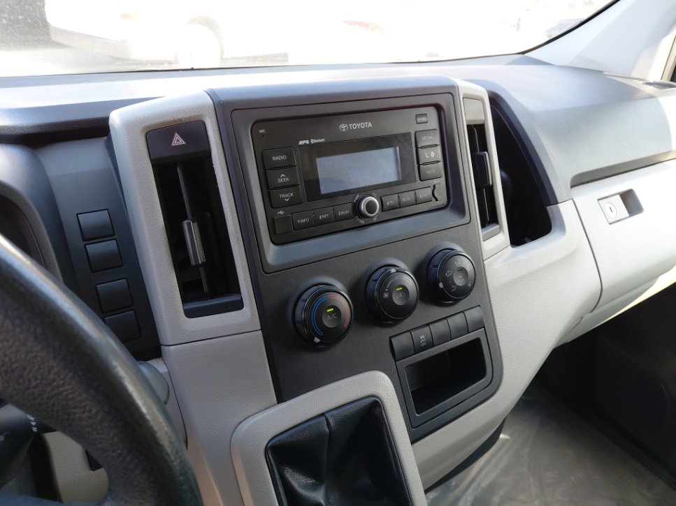 تويوتا هايس HIGH ROOF 2022 image