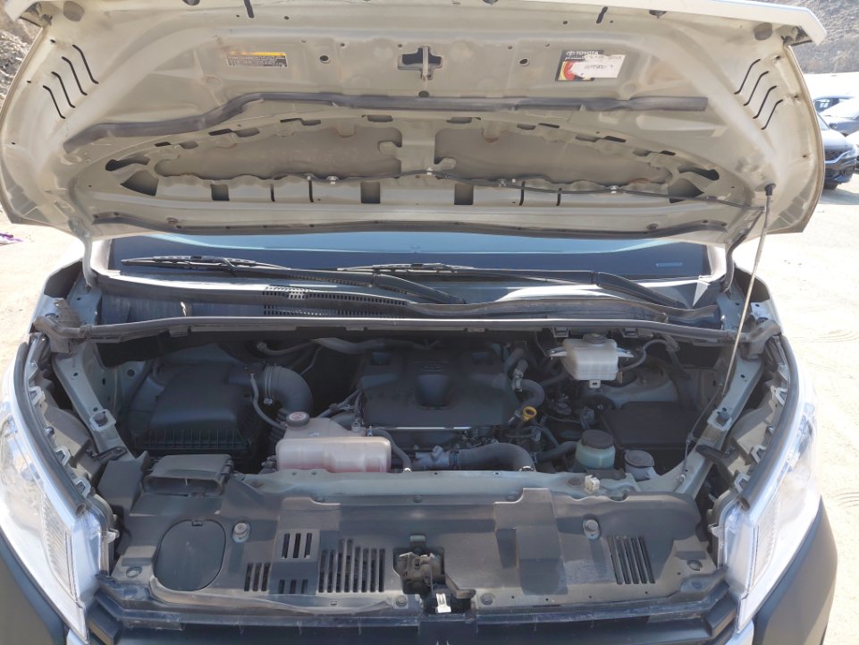 تويوتا هايس فان HIGH ROOF 2022 image