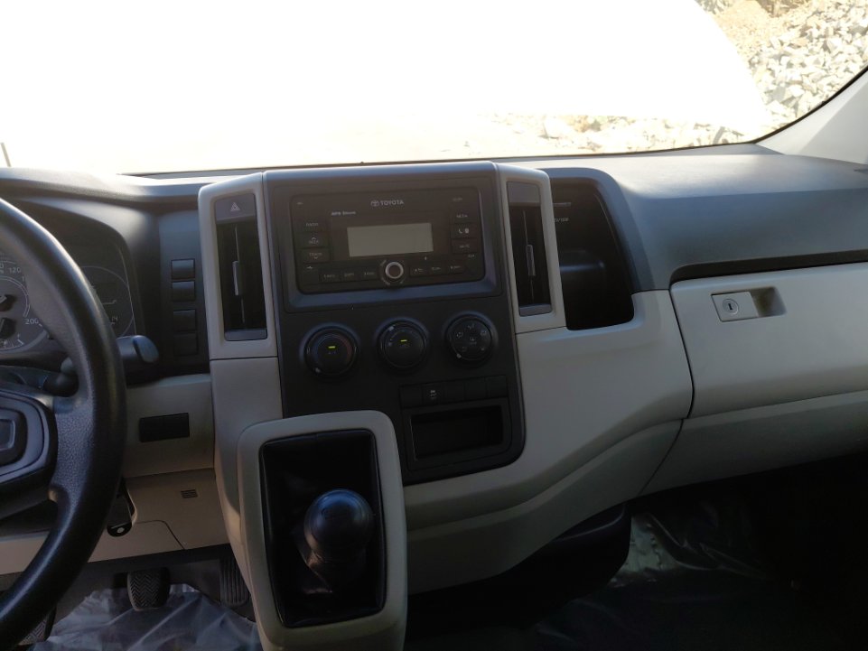 تويوتا هايس فان HIGH ROOF 2022 image