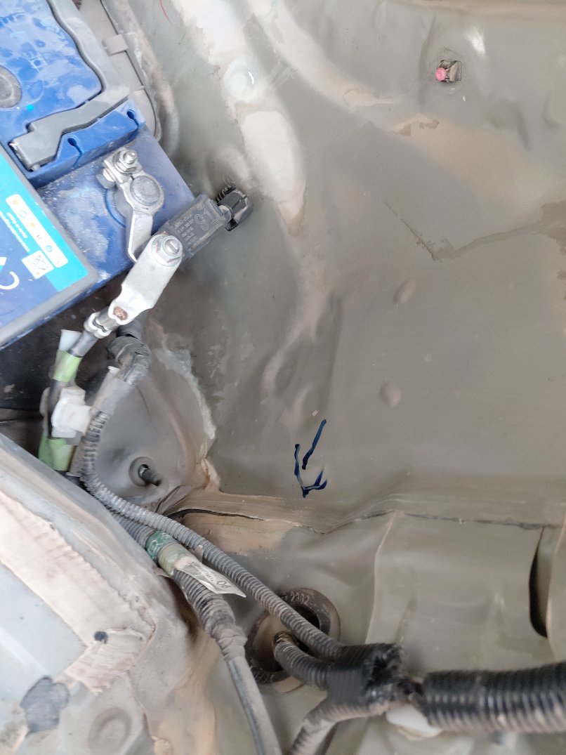 تويوتا كامري LE HEV 2019 image