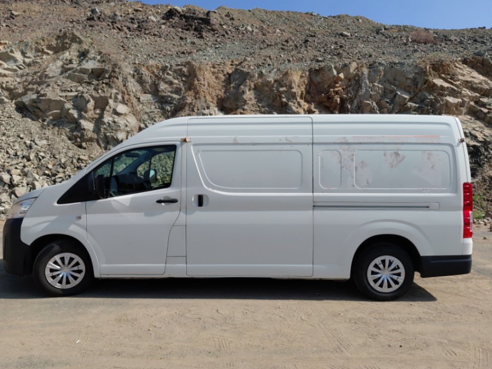 تويوتا هايس فان HIGH ROOF 2022 image