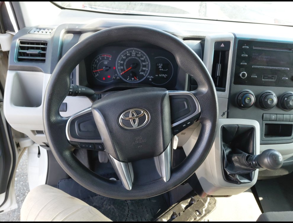 تويوتا هايس فان HIGH ROOF 2023 image