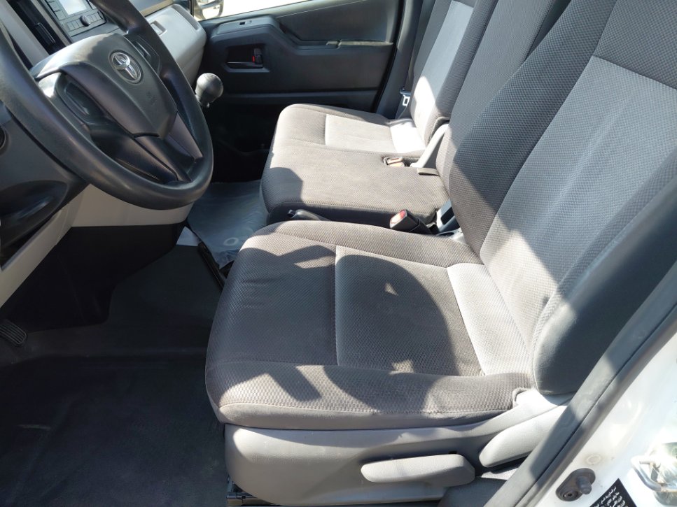 تويوتا هايس HIGH ROOF 2022 image