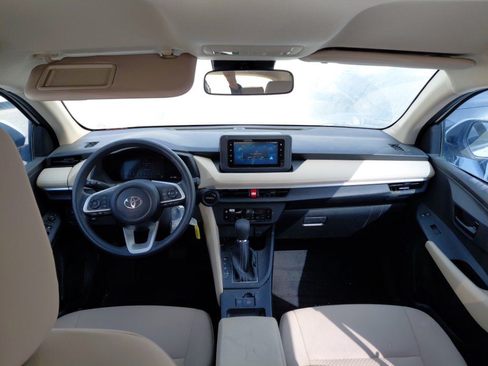 تويوتا يارس Y PLUS 2024 image