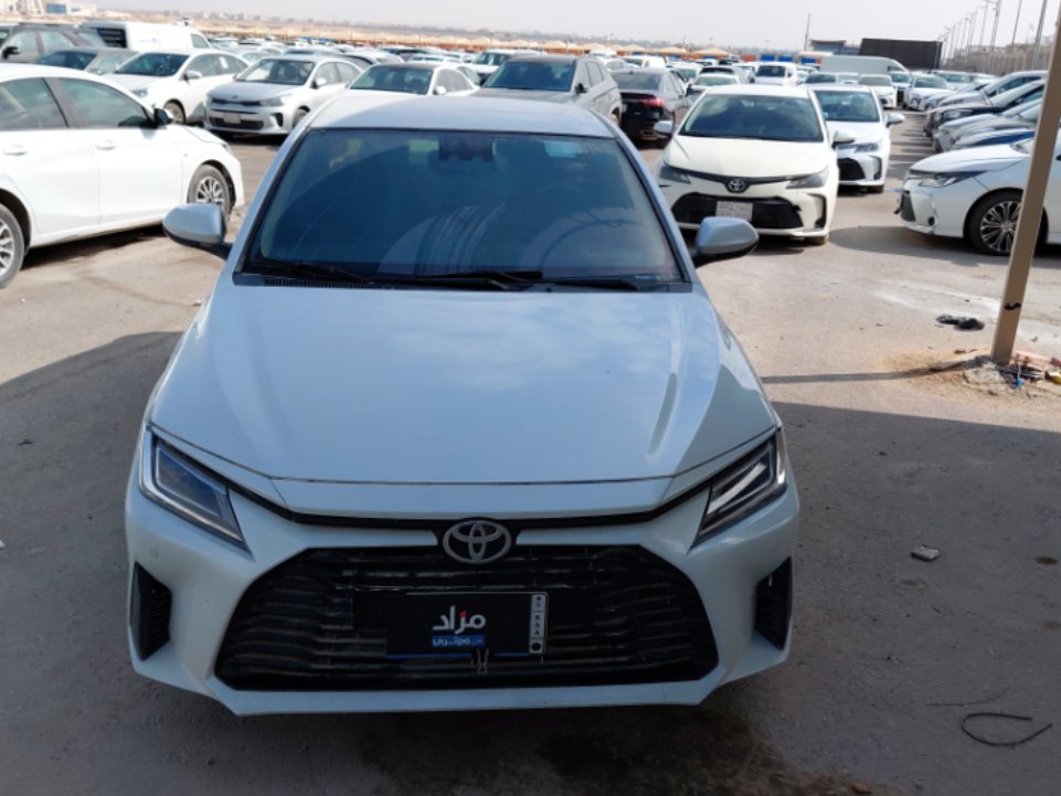 تويوتا يارس Y PLUS 2024