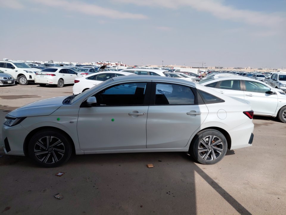 تويوتا يارس Y PLUS 2024 image