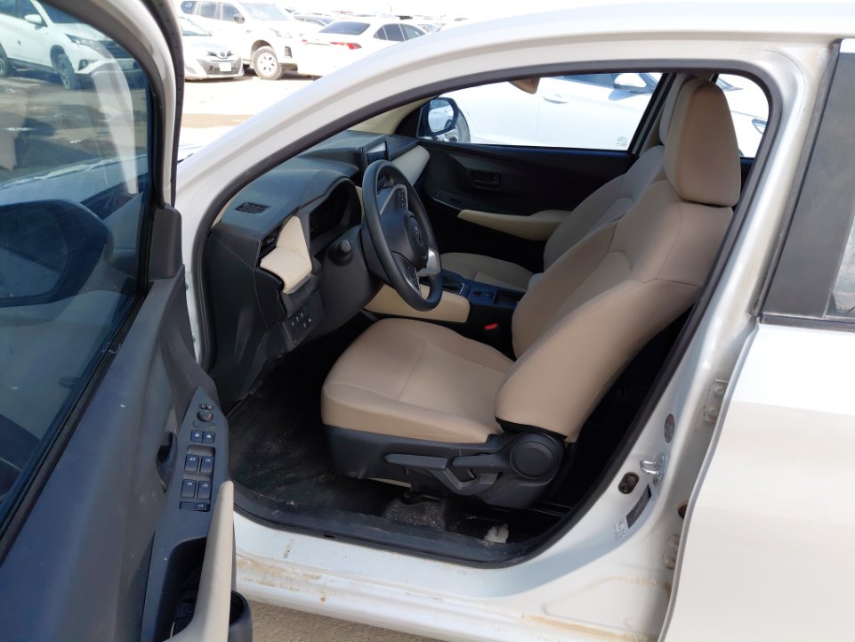 تويوتا يارس Y PLUS 2024 image