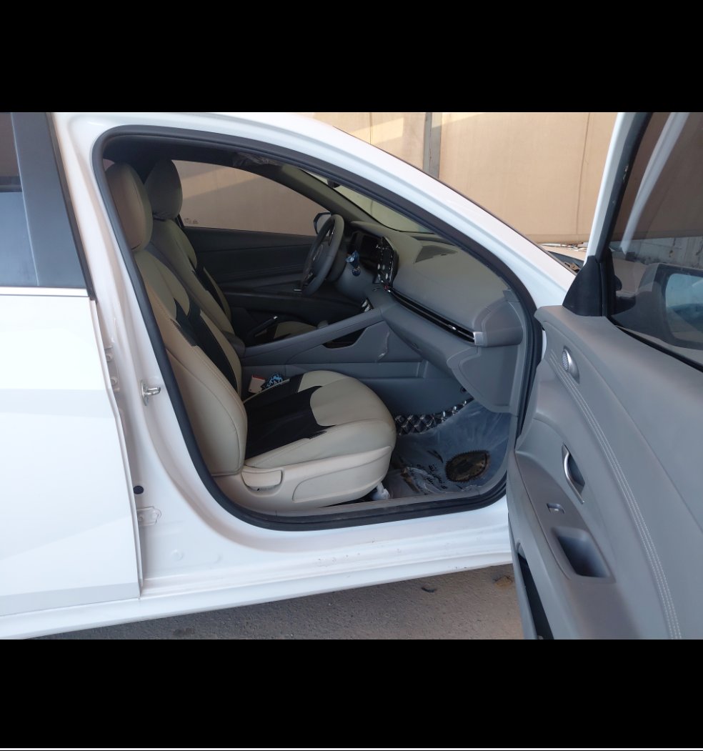 Hyundai Elantra  2024 image