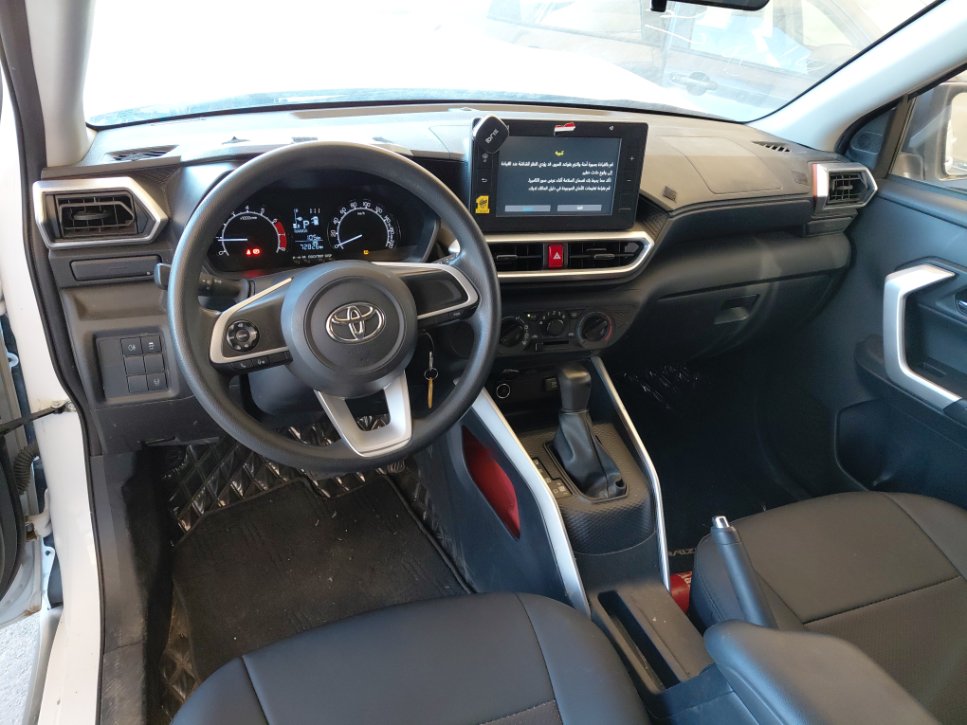 Toyota RAIZE XLE  2024 image