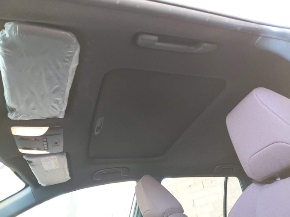 تويوتا كورولا كروس XLE HEV 2024 image