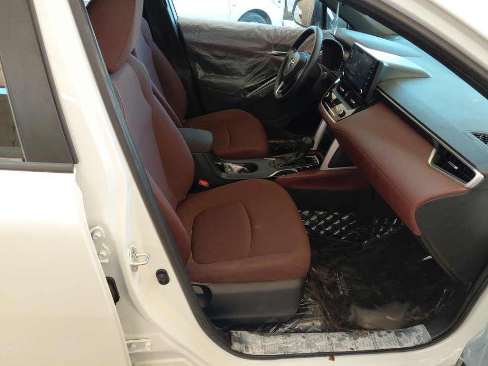 تويوتا كورولا كروس XLE HEV 2024 image