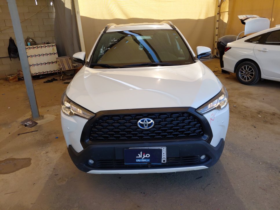 تويوتا كورولا كروس XLE HEV 2024