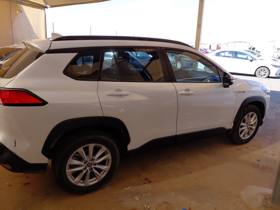 تويوتا كورولا كروس XLE HEV 2024 image