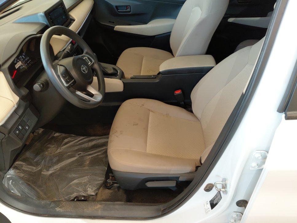 تويوتا يارس Y 2024 image