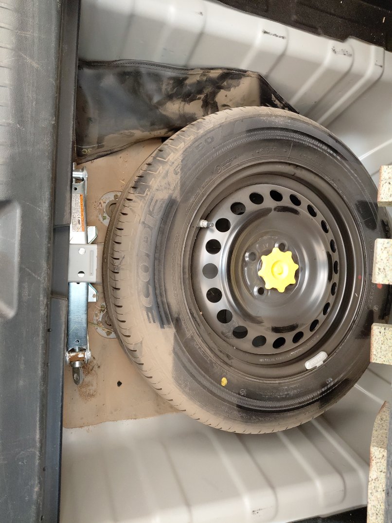 تويوتا يارس Y 2024 image