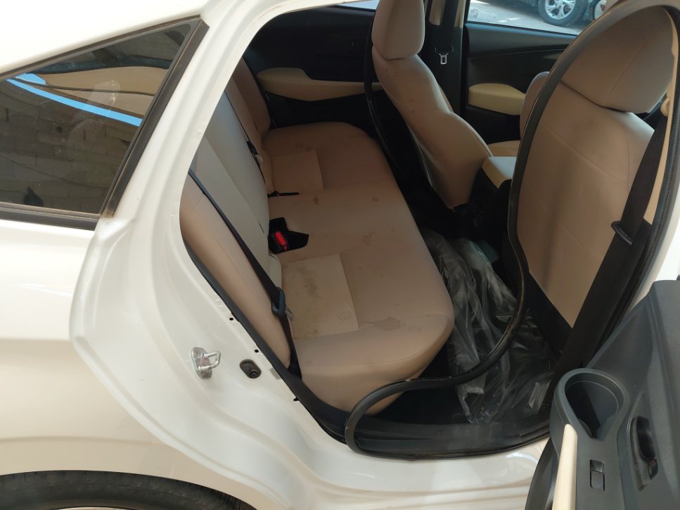 تويوتا يارس Y 2024 image