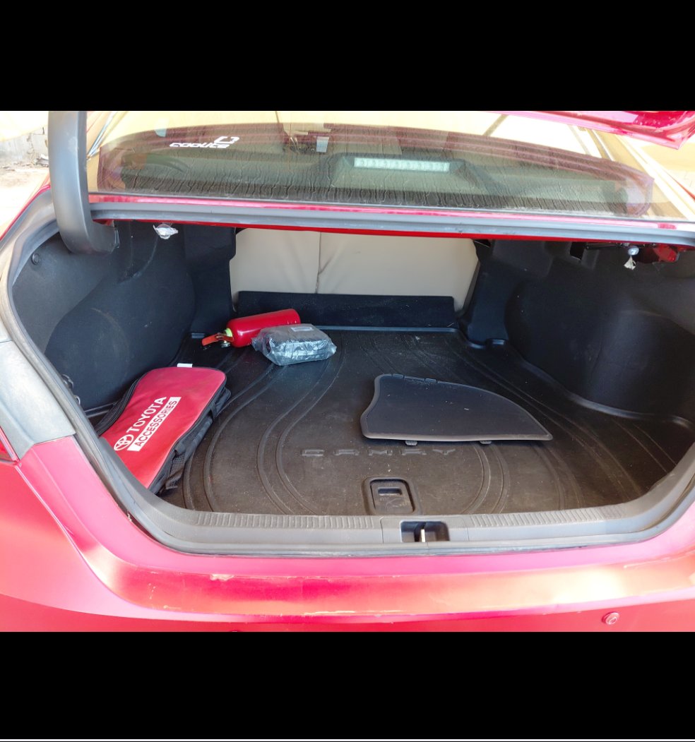 Toyota Camry GLE HEV  2023 image