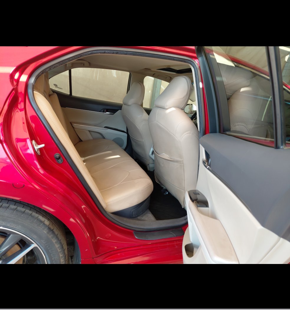 Toyota Camry GLE HEV  2023 image