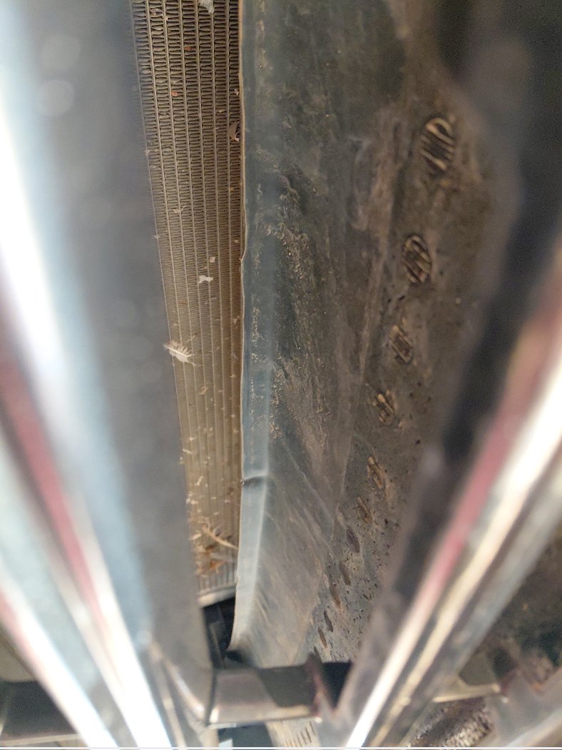 Toyota Camry GLE HEV  2023 image