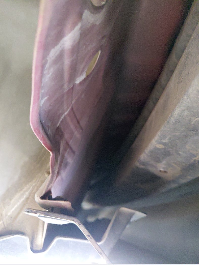 Toyota Camry GLE HEV  2023 image