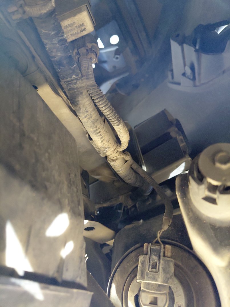 تويوتا يارس Y 2019 image