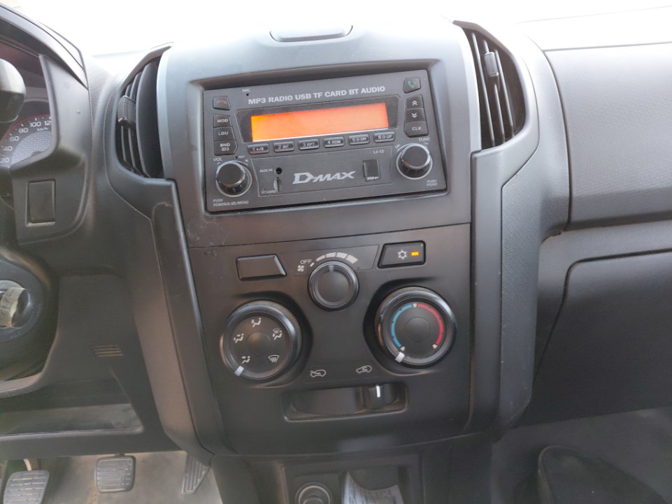 ايسوزو ديماكس 2x4 2021 image