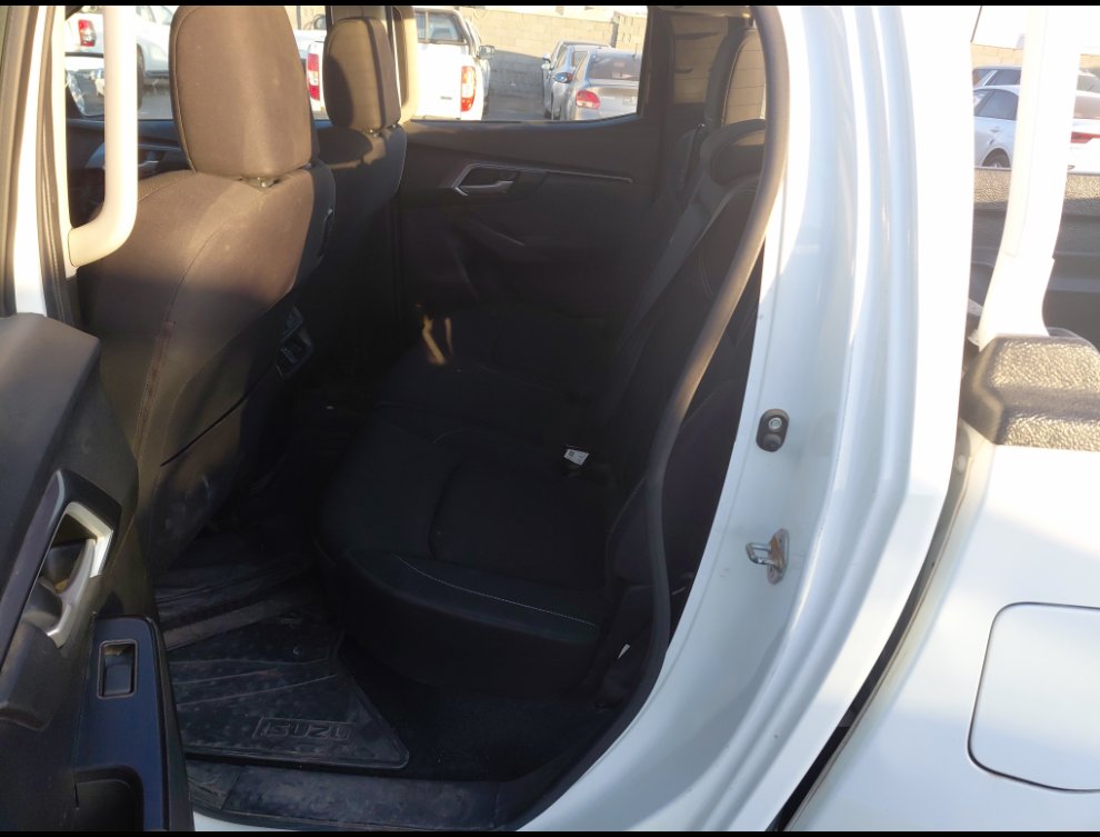 ايسوزو ديماكس 4X4- 2023 image