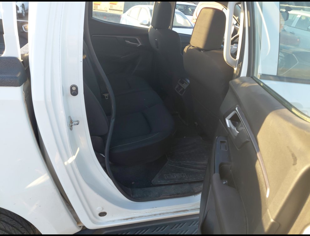 ايسوزو ديماكس 4X4- 2023 image