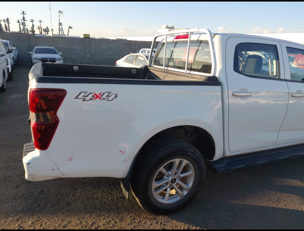 ايسوزو ديماكس 4X4- 2023 image
