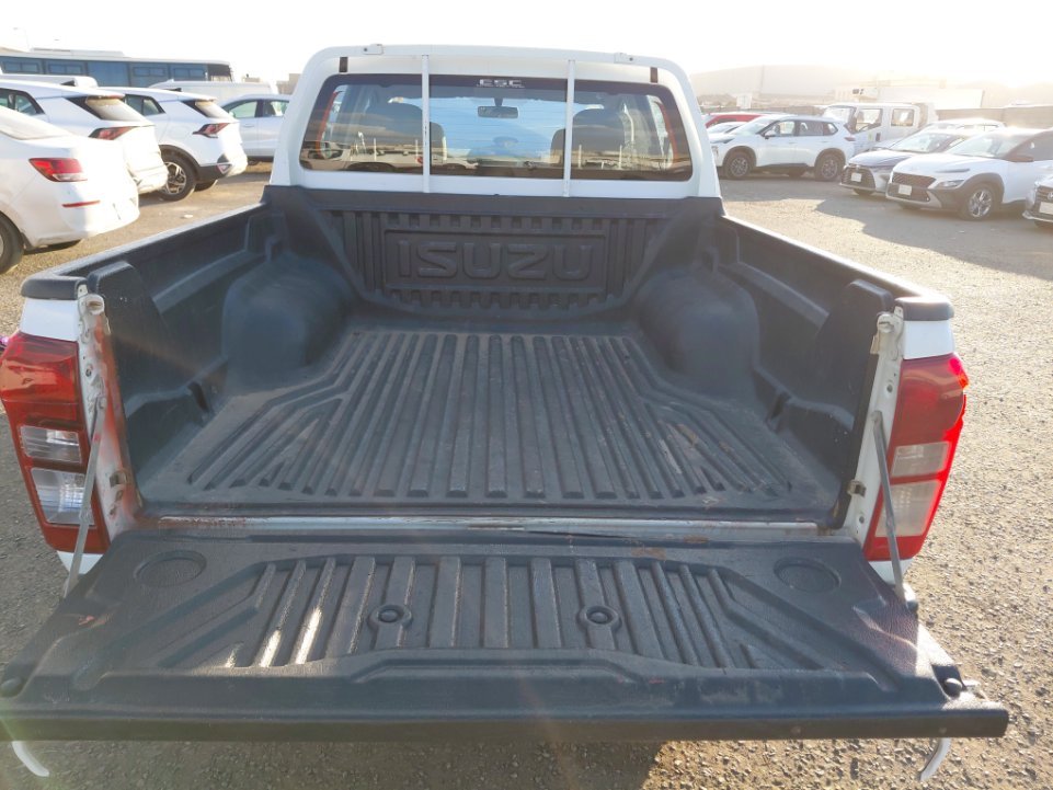 ايسوزو ديماكس 2x4 2020 image