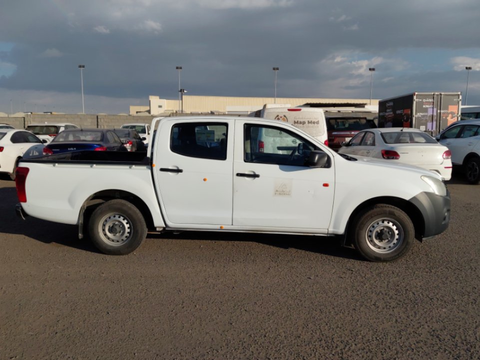 ايسوزو ديماكس 2x4 2020 image