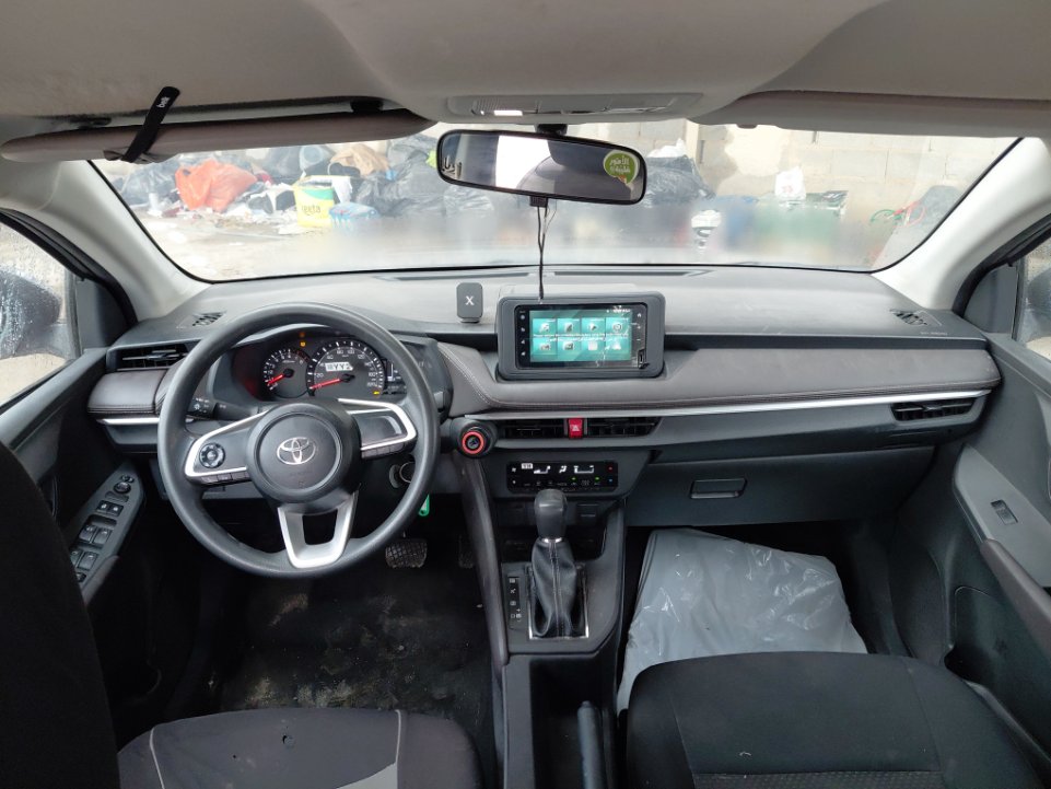 تويوتا يارس Y 2023 image