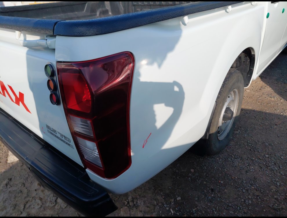 ايسوزو ديماكس 2x4 2020 image