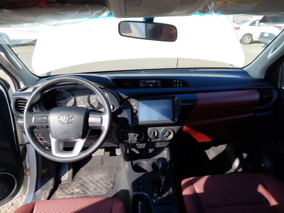 Toyota Hilux 4x4 2023 image