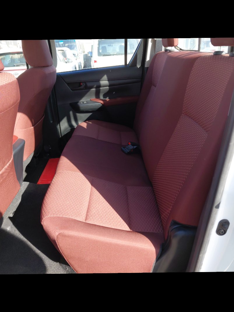 Toyota Hilux 4x4 2023 image