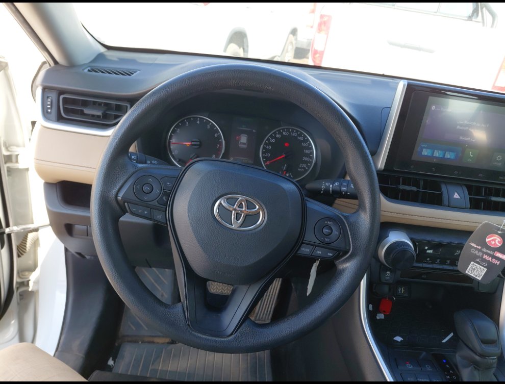 Toyota RAV4  2023 image