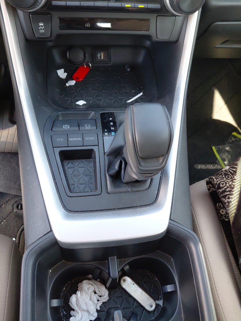 Toyota RAV4  2023 image