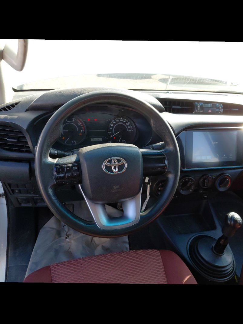 Toyota Hilux 4x4 2024 image