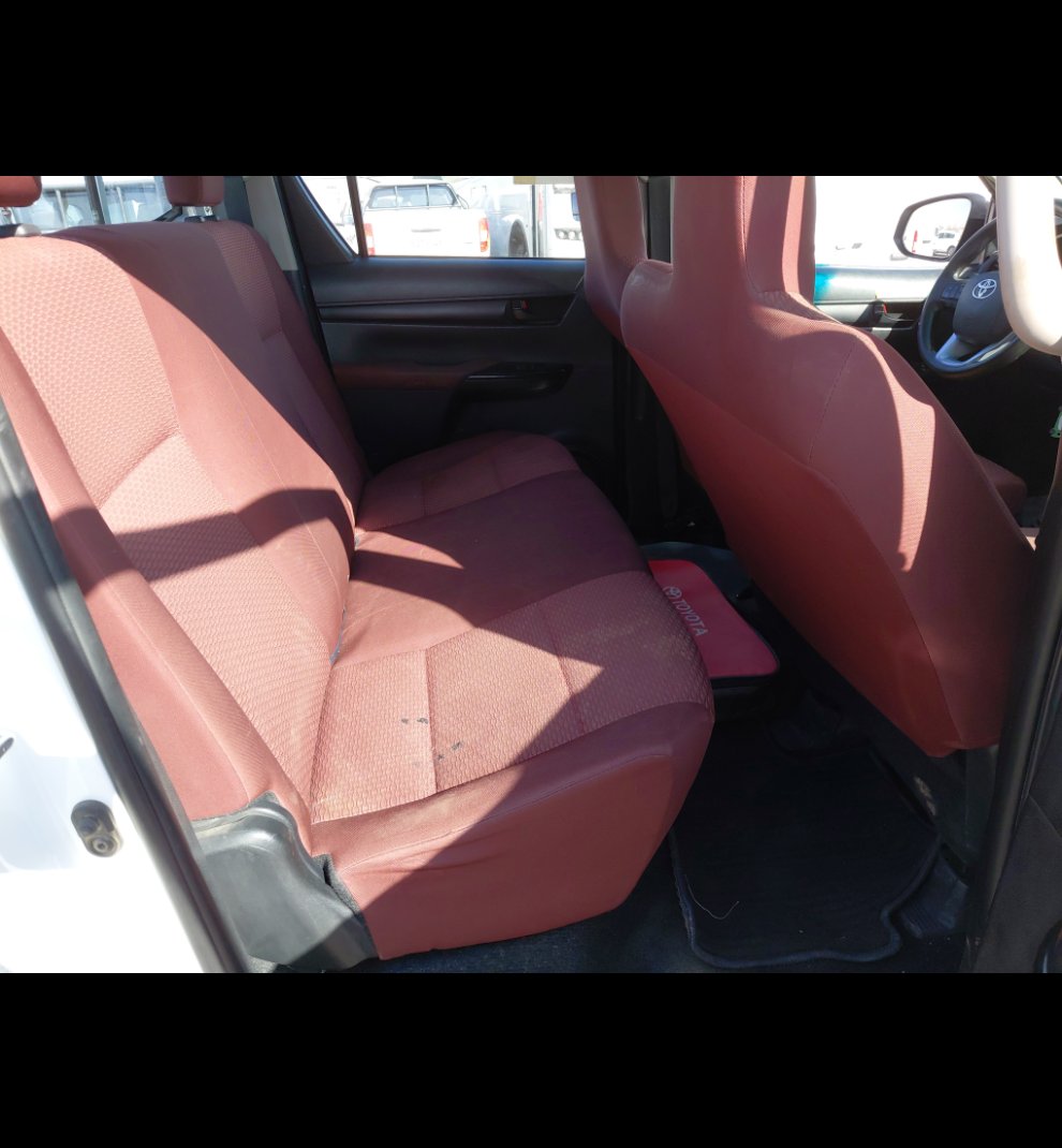 Toyota Hilux 4x4 2024 image