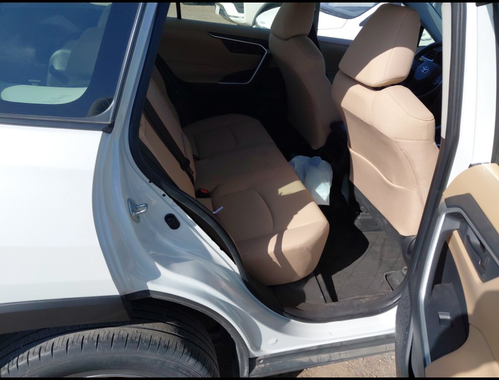 Toyota RAV4  2023 image